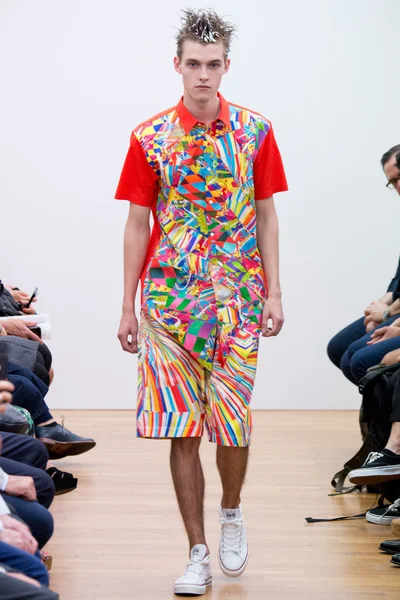 Look 12